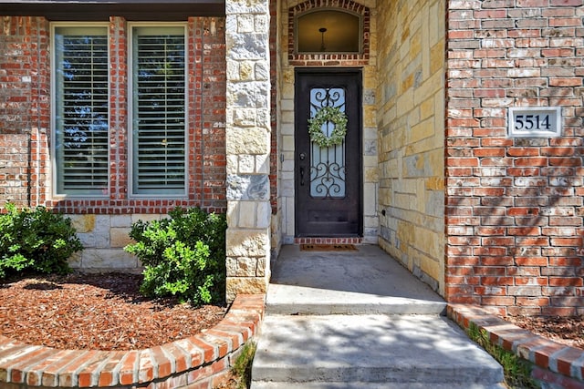 5514 Casa Grande Trl, Midland, TX 79707 - entrance to property featuring brick siding