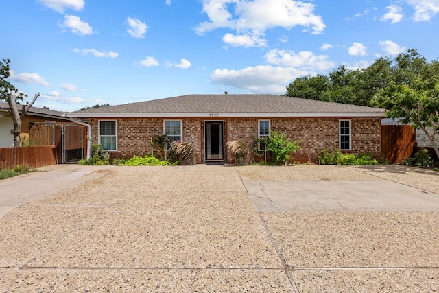 4706 Comanche Dr, Midland, TX 79703 - photo 1