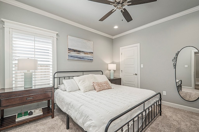 bedroom featuring light carpet, baseboards, a ceiling fan, ornamental molding, and recessed lighting