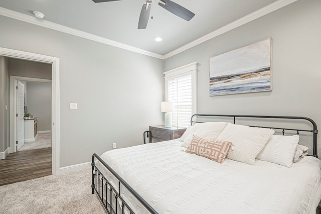 bedroom with recessed lighting, carpet floors, a ceiling fan, baseboards, and crown molding