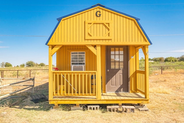 view of outbuilding