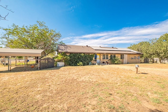 view of yard with a carport