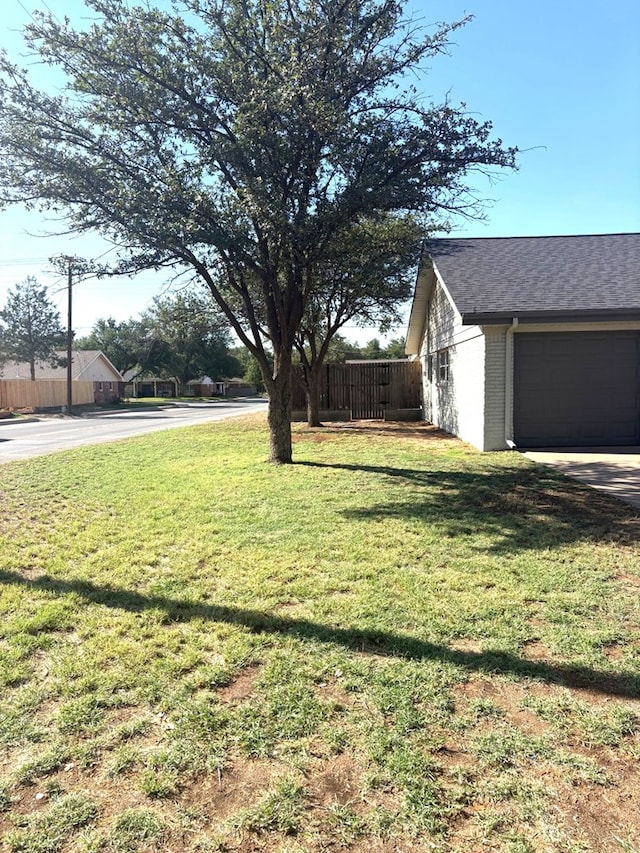 2612 Cimmaron Ave, Midland, TX 79705 - view of yard