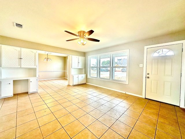 1305 W Kentucky Ave, Midland, TX 79701 - photo 5
