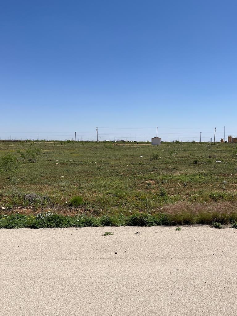 2304 Longhorn Dr, Midland, TX 79782 - photo 1
