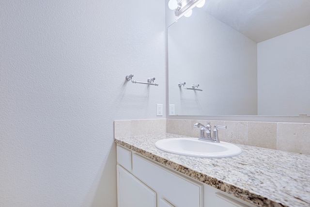 307 Pioneer Cir, Midland, TX 79705 - bathroom featuring vanity