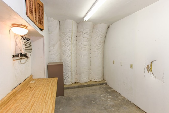 702 Capri Ct, Big Spring, TX 79720 - view of below grade area