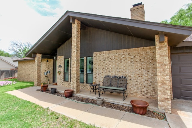 702 Capri Ct, Big Spring, TX 79720 - covered porch with an attached garage