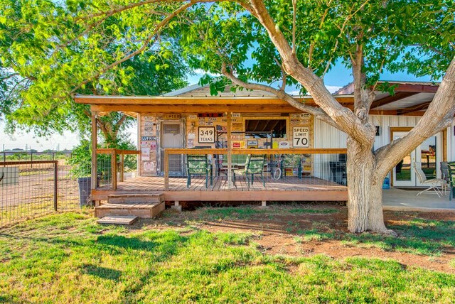 707 E County Rd 132, Midland, TX 79706 - view of wooden deck