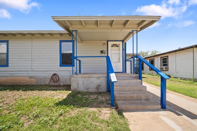 1410 Tucson Rd, Big Spring, TX 79720 - view of exterior entry with cooling unit