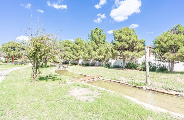 209 Bayberry Pkwy, Midland, TX 79705 - view of green lawn