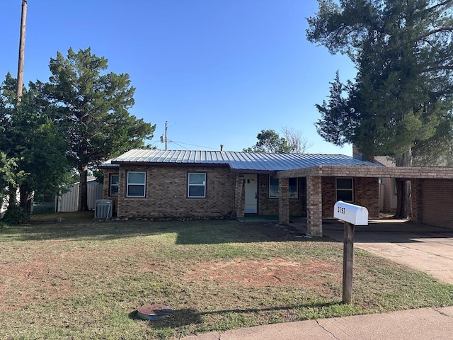 3797 Highland Dr, Snyder, TX 79549 - photo 1