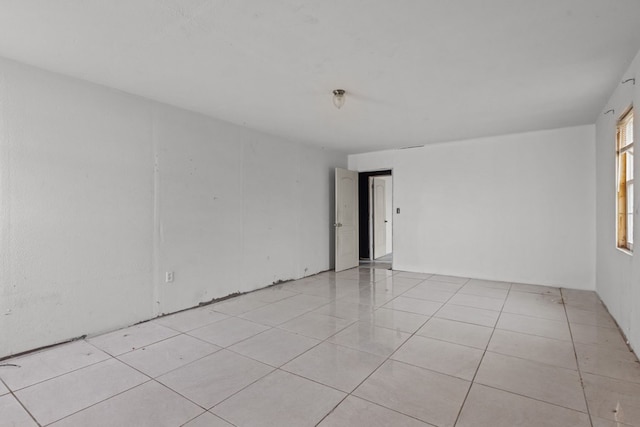 8528 W 24th St, Odessa, TX 79763 - empty room featuring light tile patterned flooring