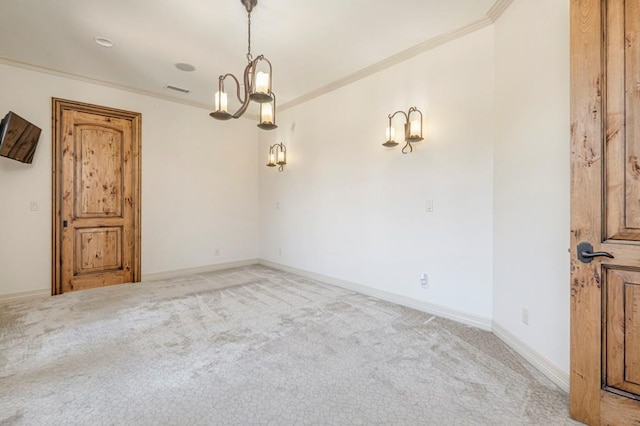 carpeted empty room featuring crown molding, baseboards, an inviting chandelier, and visible vents