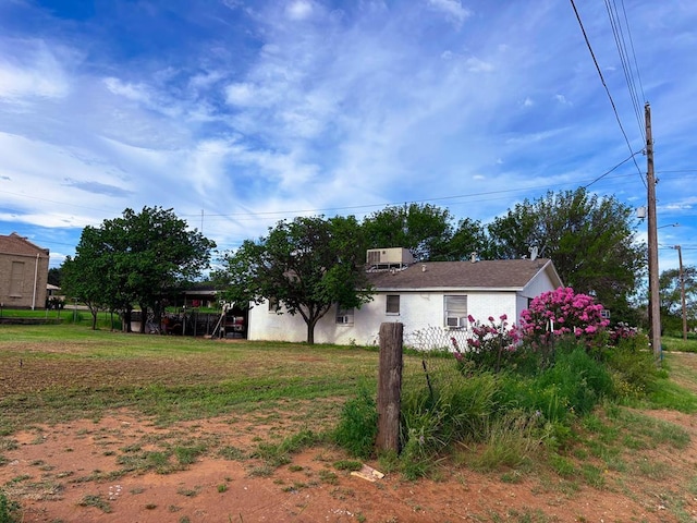 501 S Lightfoot St, Loraine, TX 79532 - photo 22