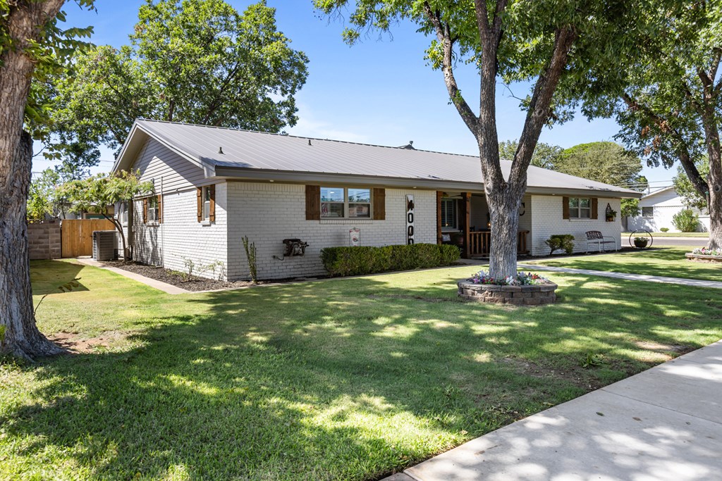 4000 Amherst Ave, Odessa, TX 79762 - photo 2