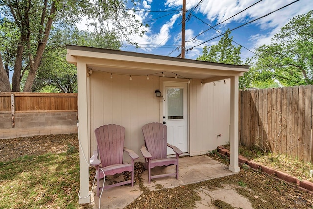 2008 Bedford Dr, Midland, TX 79701 - view of outdoor structure featuring a fenced backyard and an outdoor structure