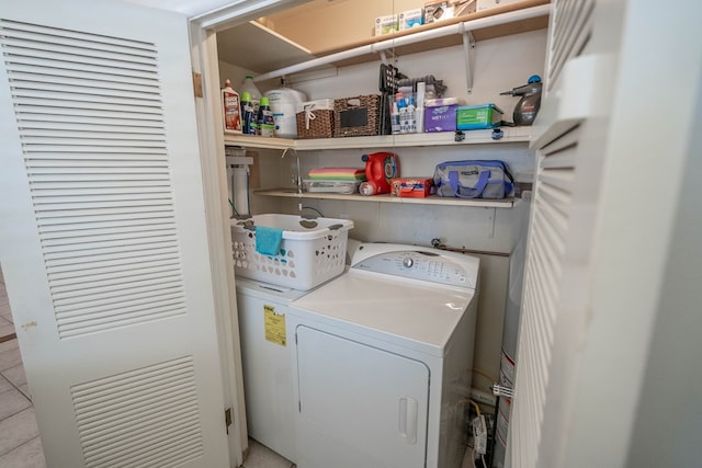 2209 Shell Ave, Midland, TX 79705 - clothes washing area featuring independent washer and dryer