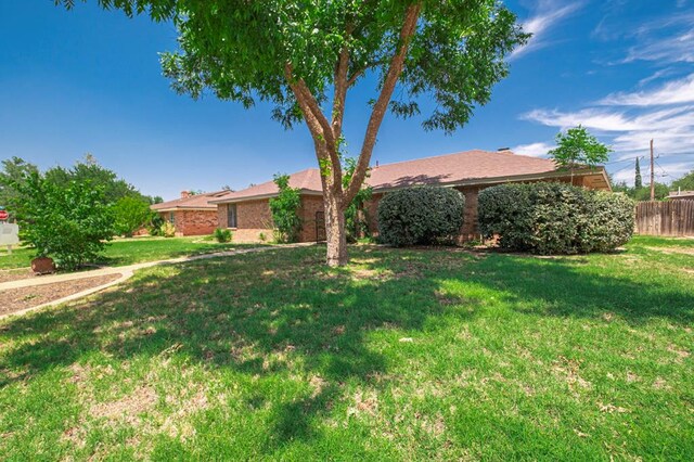 4003 Angelina Dr, Midland, TX 79705 - view of yard