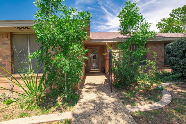 4003 Angelina Dr, Midland, TX 79705 - view of front facade with brick siding