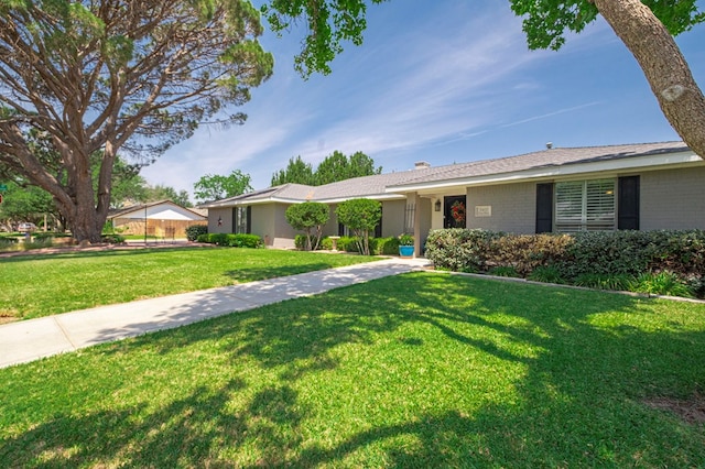 2412 Stutz Pl, Midland, TX 79705 - photo 4