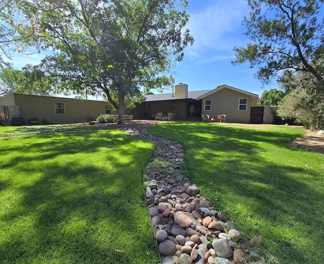 1200 W Cuthbert Ave, Midland, TX 79701 - view of yard
