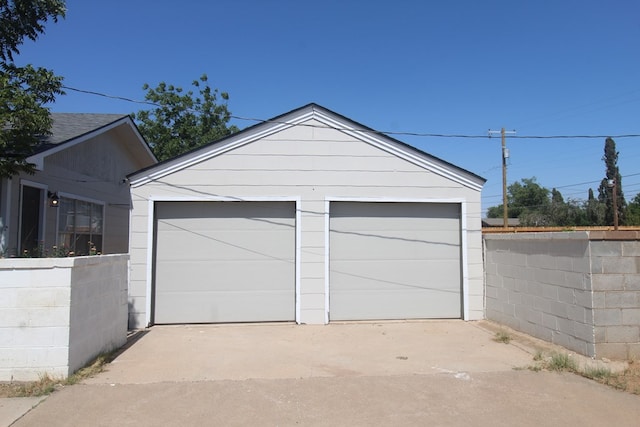 309 W Estes Ave, Midland, TX 79701 - view of detached garage