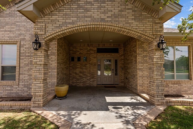 3101 Fairfield Ln, Midland, TX 79705 - entrance to property with brick siding