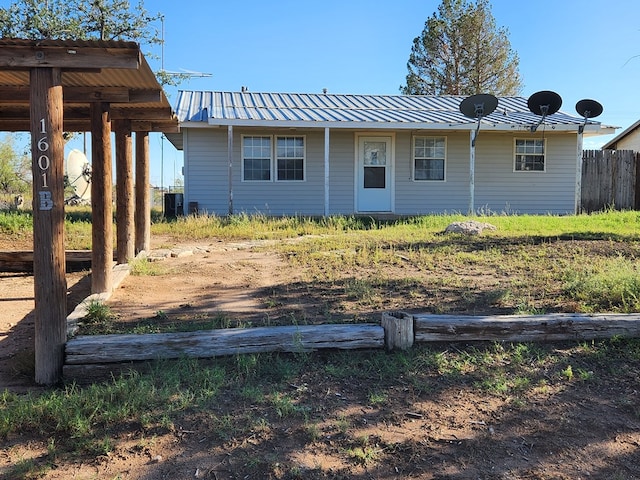 view of front of home