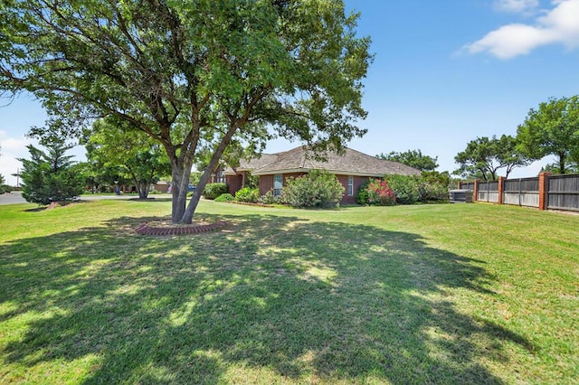 6907 Sunrise Ct, Midland, TX 79707 - photo 1