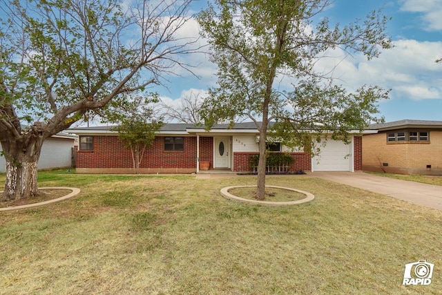 ranch-style house featuring a garage and a front lawn