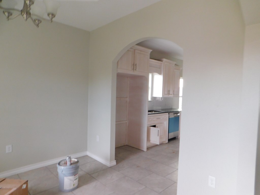 510 S Mineola St, Midland, TX 79701 - photo 3