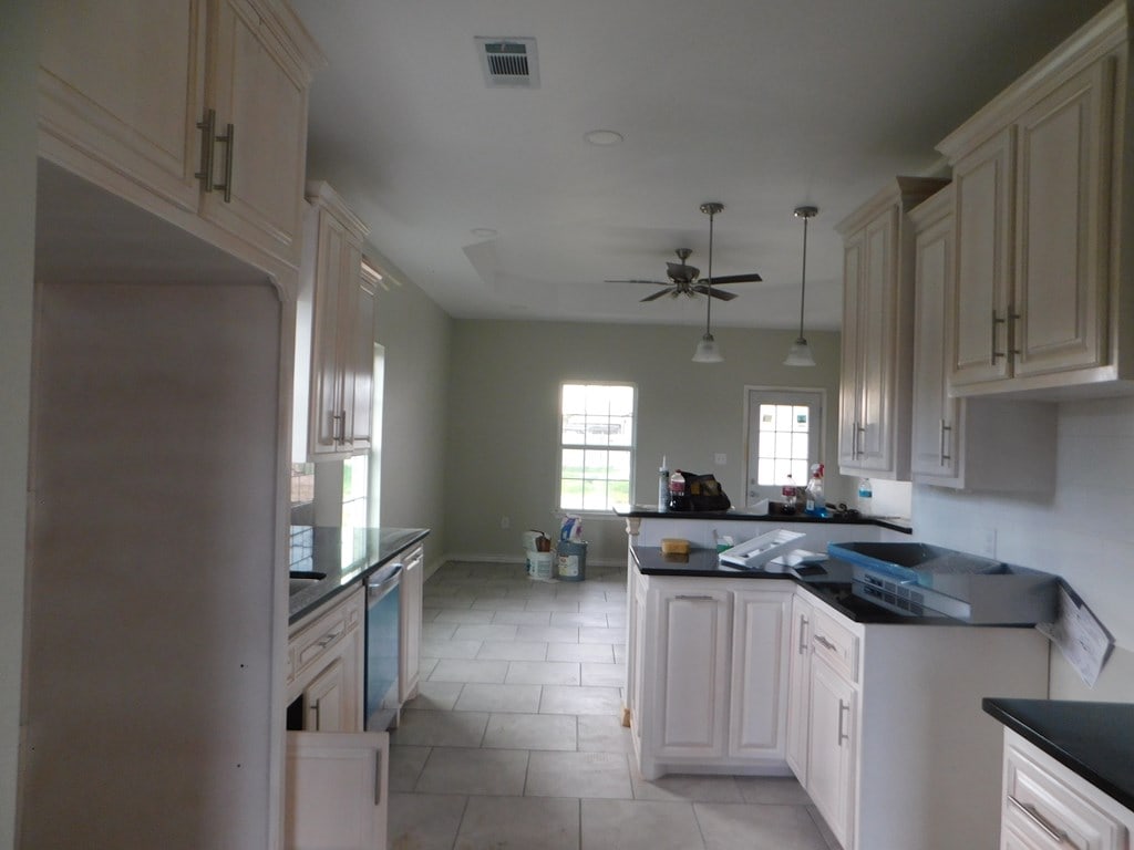 510 S Mineola St, Midland, TX 79701 - photo 4