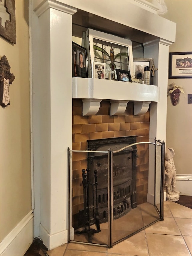 2311 30th St, Snyder, TX 79549 - detailed view of a fireplace