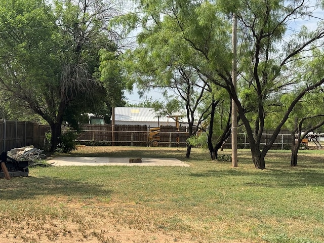 view of yard with fence