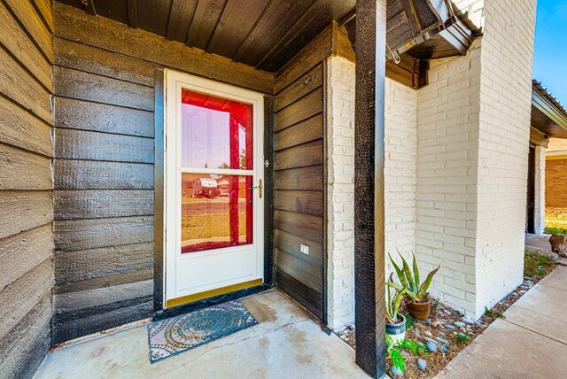 2724 E 11th St, Odessa, TX 79761 - view of exterior entry with brick siding