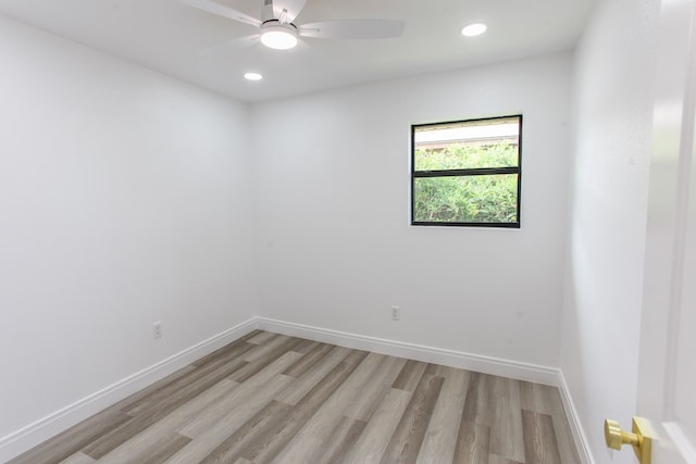 2702 Ann Dr, Big Spring, TX 79720 - spare room featuring light wood finished floors, recessed lighting, and a ceiling fan