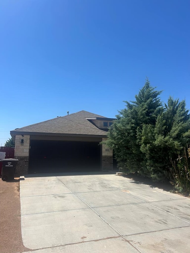 1102 Lasso Ln, Midland, TX 79705 - photo 1