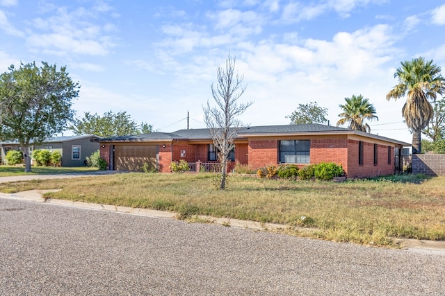 single story home featuring a garage