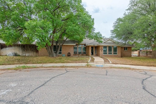 2300 Hermitage Ct, Midland, TX 79705 - photo 2