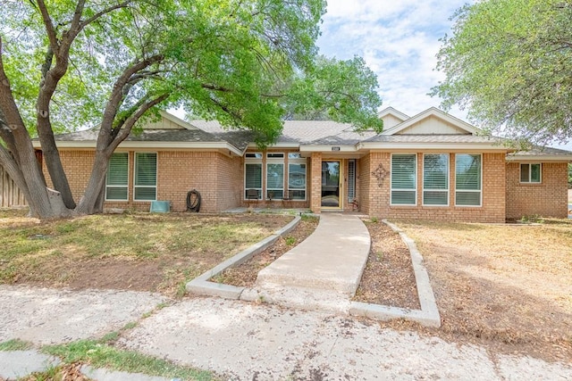 2300 Hermitage Ct, Midland, TX 79705 - photo 1