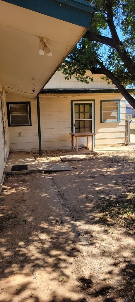 907 E 15th St, Big Spring, TX 79720 - photo 3