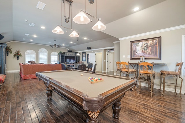 playroom with dark wood-style floors, visible vents, vaulted ceiling, and ornamental molding