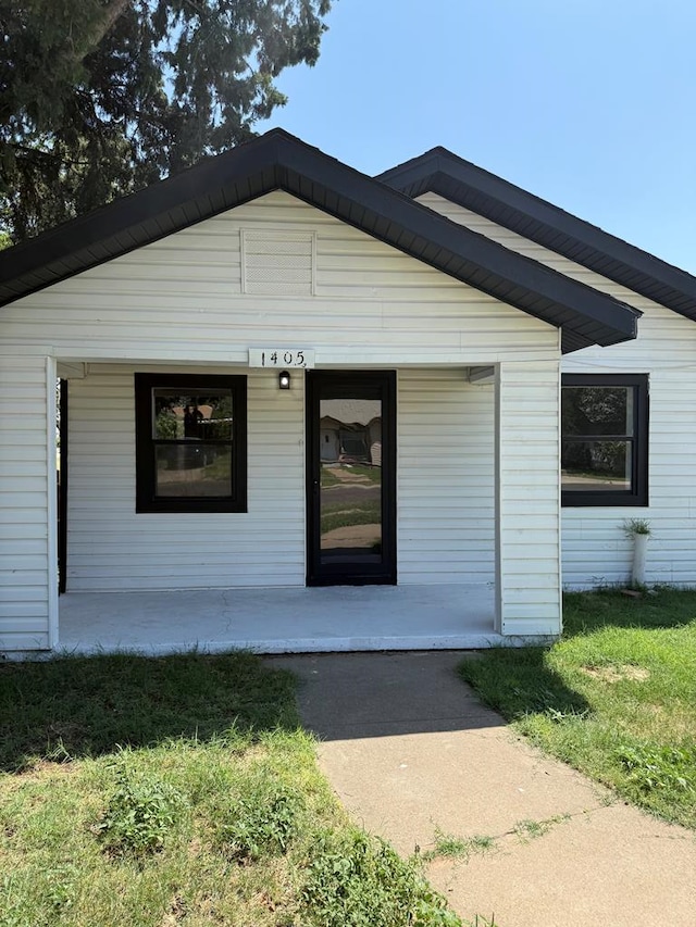 1405 S Nolan St, Big Spring, TX 79720 - photo 1