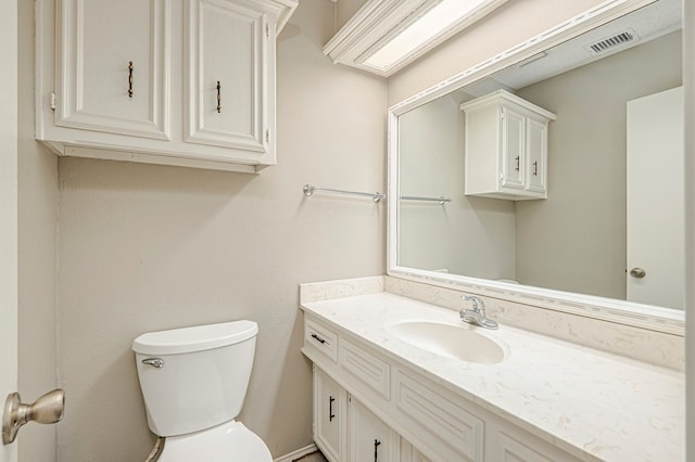 3205 Dentcrest Dr Unit B, Midland, TX 79707 - half bath featuring toilet and vanity