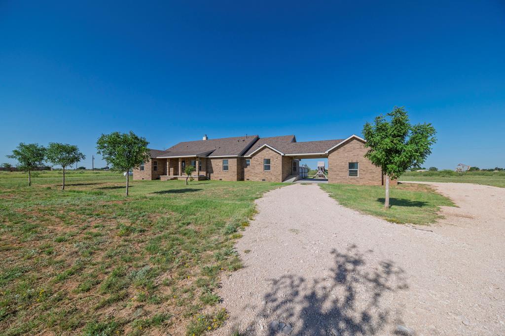 9712 S County Rd 1214, Midland, TX 79706 - photo 1