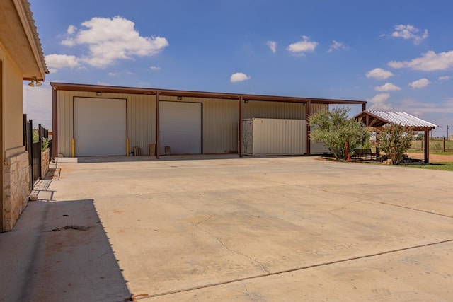 6811 Elkins Rd, Midland, TX 79705 - view of detached garage