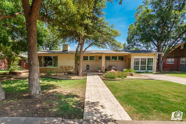 2207 Boyd Ave, Midland, TX 79705 - photo 1