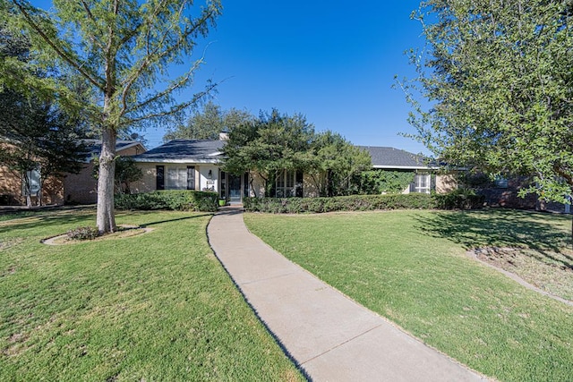 55 Twin Oaks Cir, Odessa TX, 79762, 3 bedrooms, 2 baths house for sale