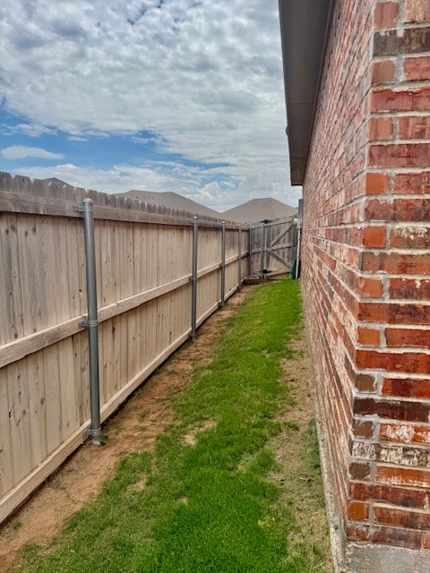 37 Devon Ct, Odessa, TX 79765 - view of yard